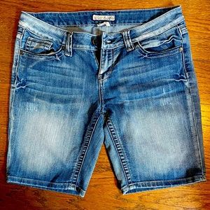 Juniors Vanilla Star Shorts